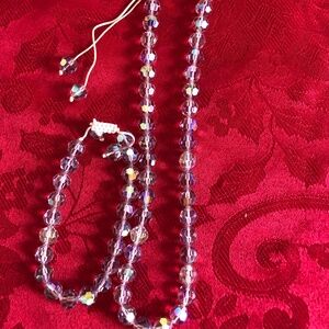 Lilac crystal necklace and bracelet set